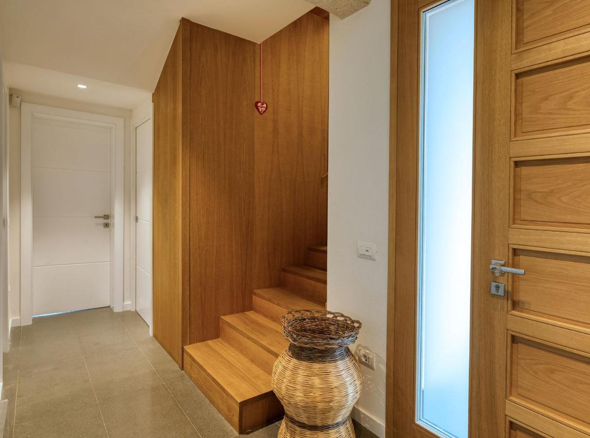 La Casa Degli Ulivi Appartamento In Villa Con Patio Куарту-Сант'Элена Экстерьер фото
