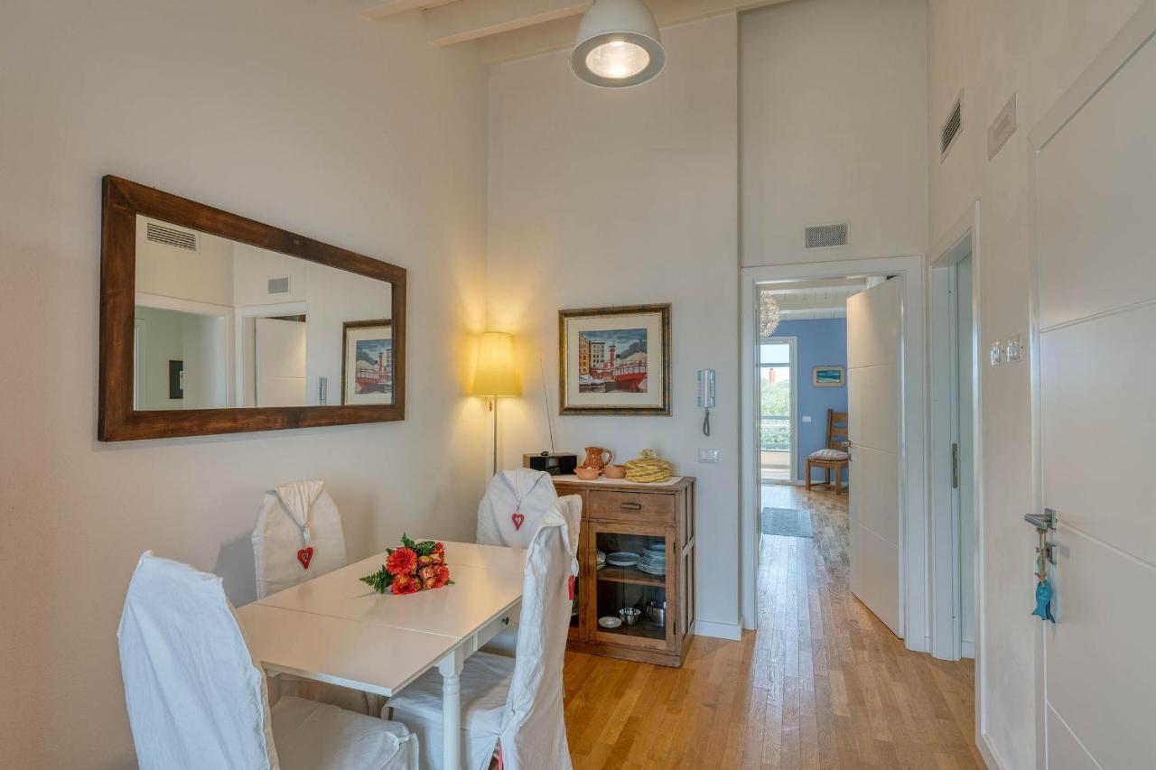 La Casa Degli Ulivi Appartamento In Villa Con Patio Куарту-Сант'Элена Экстерьер фото